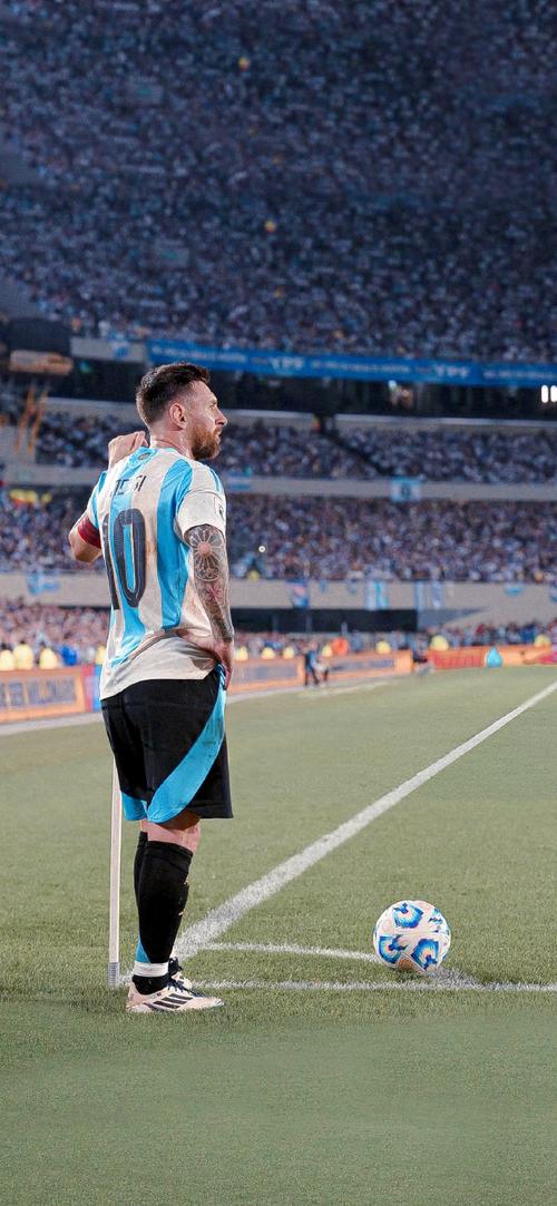 米亚托维奇：皇马的对手们闻到了血腥味，就像鲨鱼一样袭来（米亚托维奇：皇马对手已嗅到血腥气，正如鲨鱼般扑来）