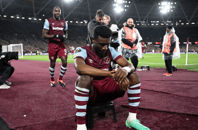 桑托斯主帅：计划内马尔能参加下轮巴甲，本轮他膝盖不适缺席（桑托斯主帅：内马尔本轮因膝盖不适缺阵，预计下轮巴甲复出）